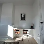 Chez Marie Apartment *
